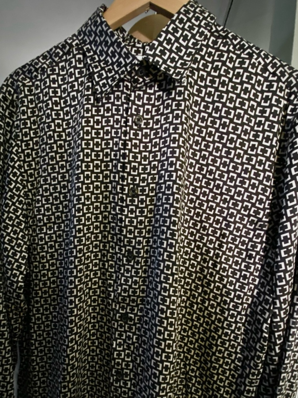 Reiss Black and White Geometric Print Long Sleeved Shirt (L) Regular Fit NWT
